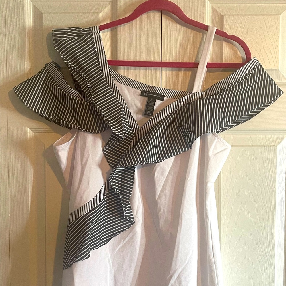 INC flirty tank top XL